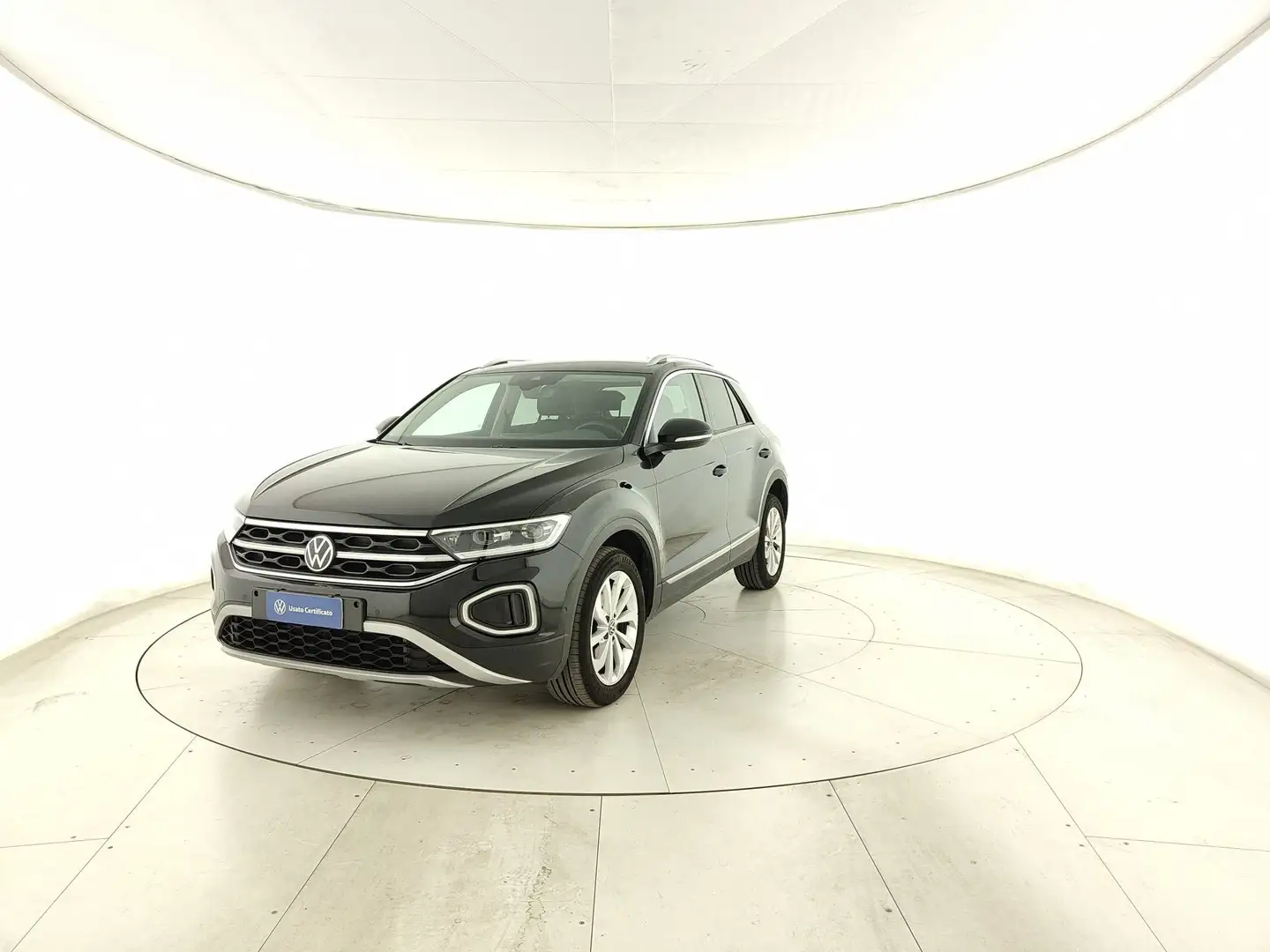 Volkswagen T-Roc 2022 1.5 tsi Style dsg Zwart - 1