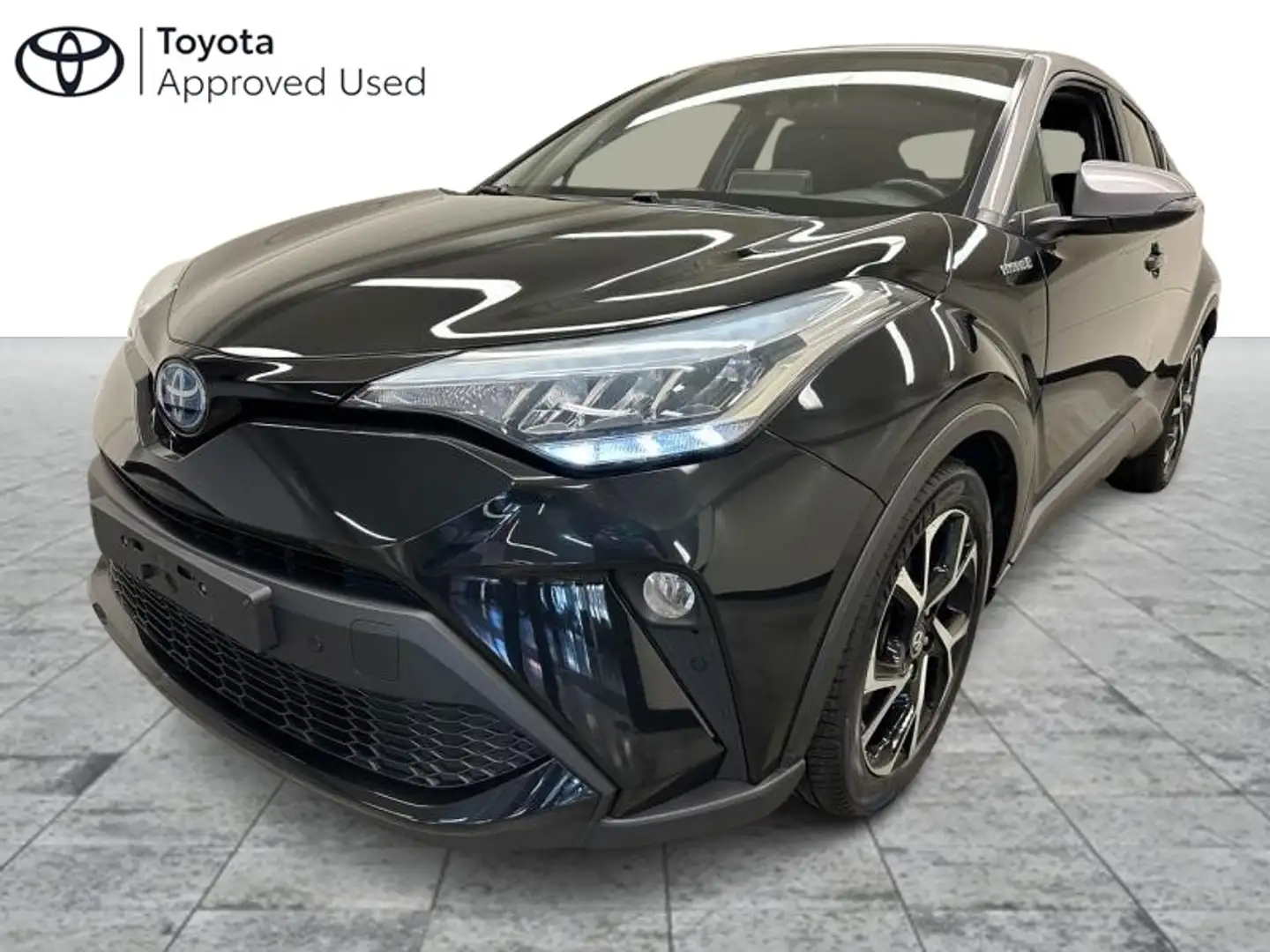 Toyota C-HR C-LUB + Techno Pack Zwart - 1