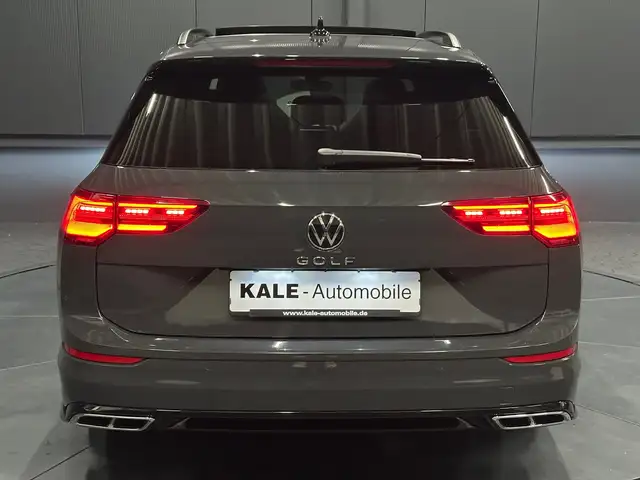 Volkswagen Golf view 4