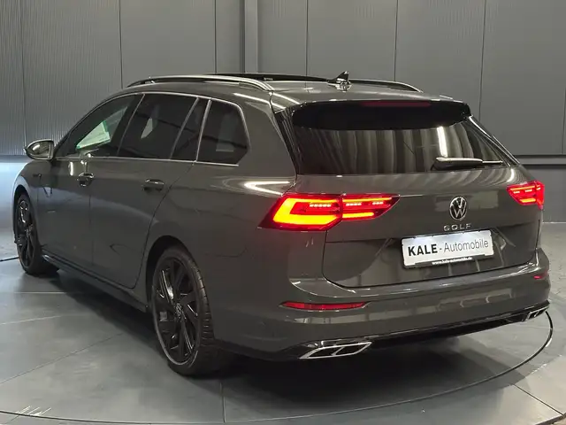 Volkswagen Golf view 3