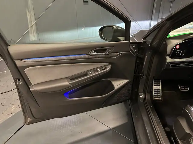 Volkswagen Golf view 14