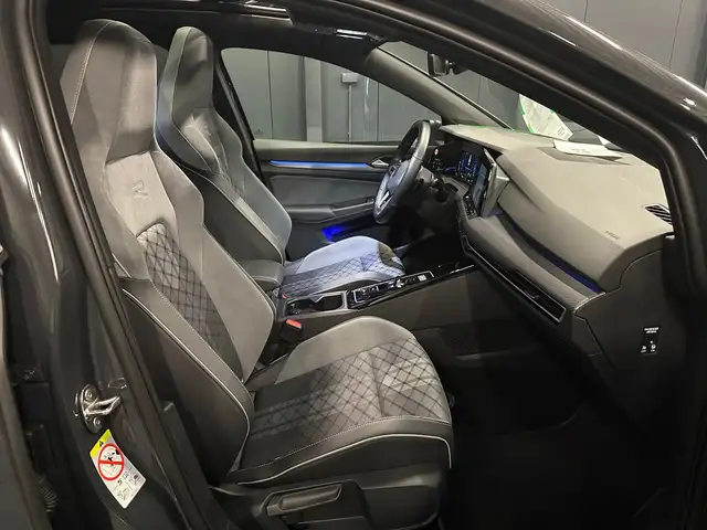 Volkswagen Golf view 11
