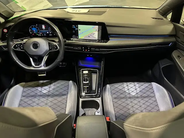 Volkswagen Golf view 13