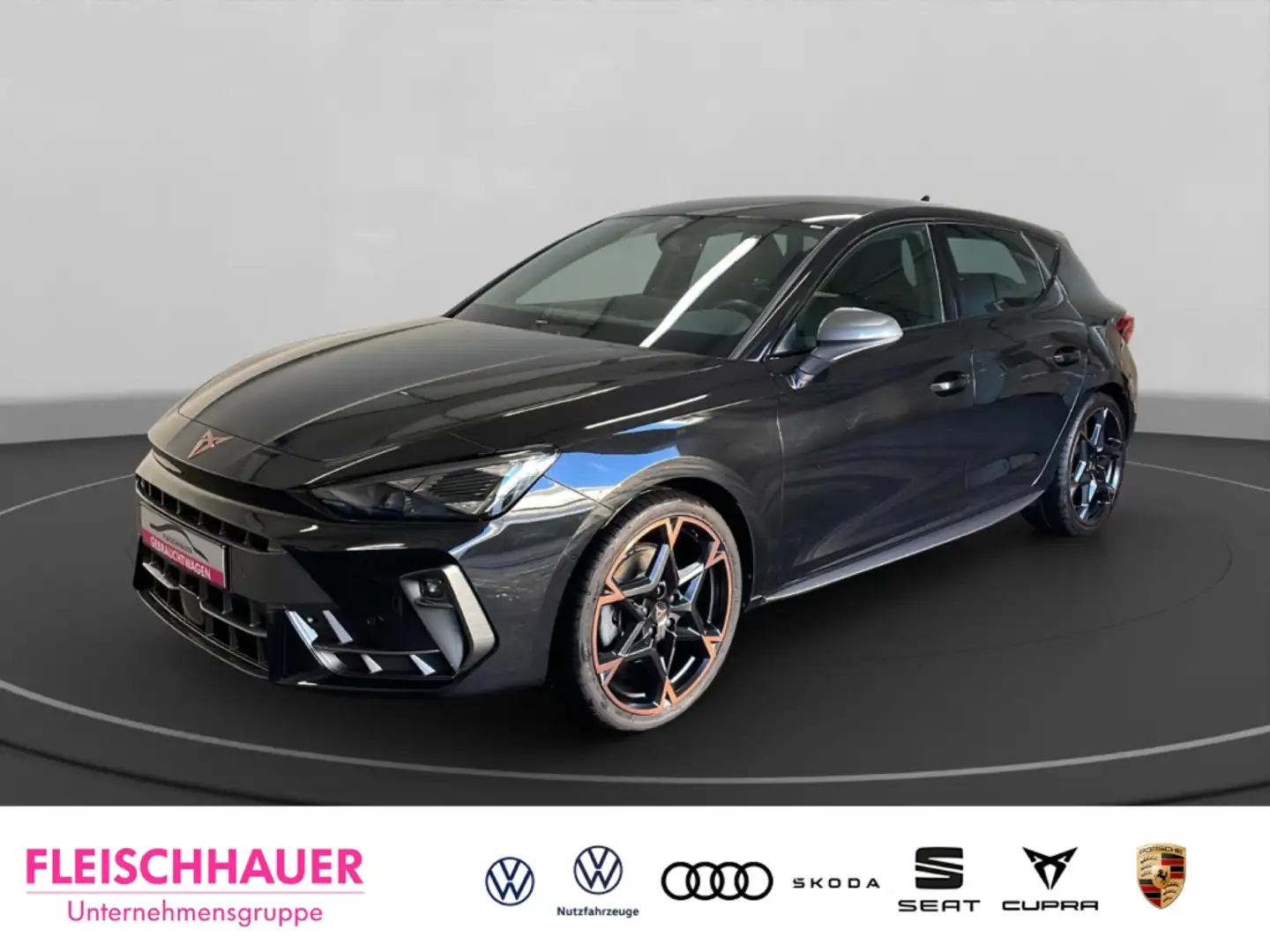 SEAT Leon 1,5 eTSI DSG ACC LED DAB Rückfahrkam. Keyless Klim Schwarz - 1