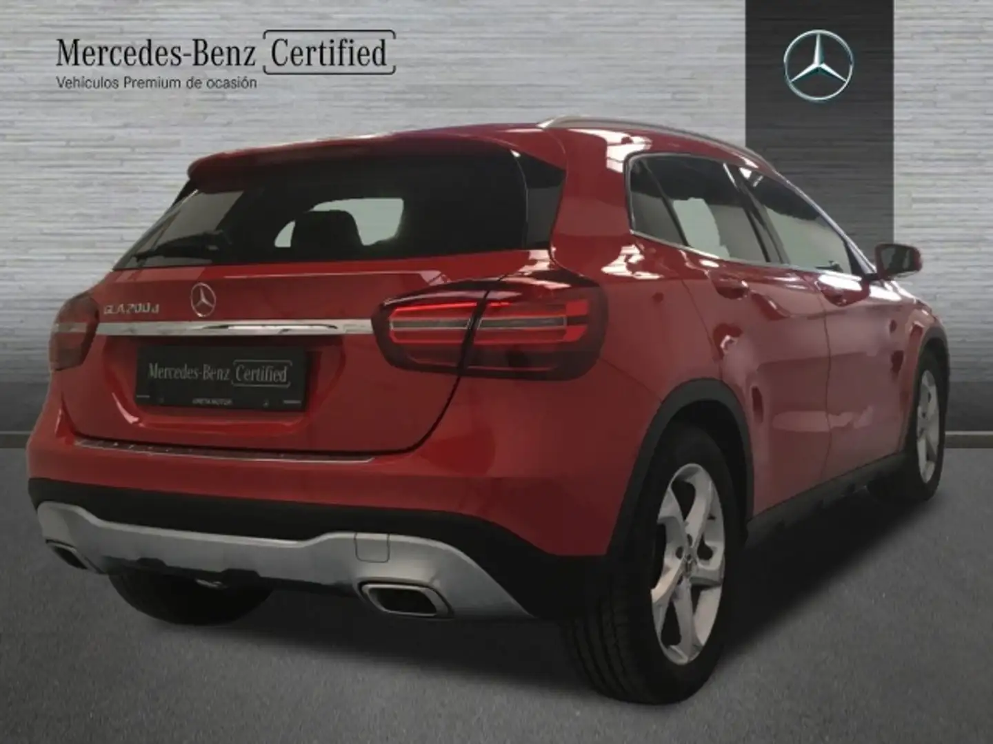 Mercedes-Benz GLA 200 200d 7G-DCT Rojo - 2
