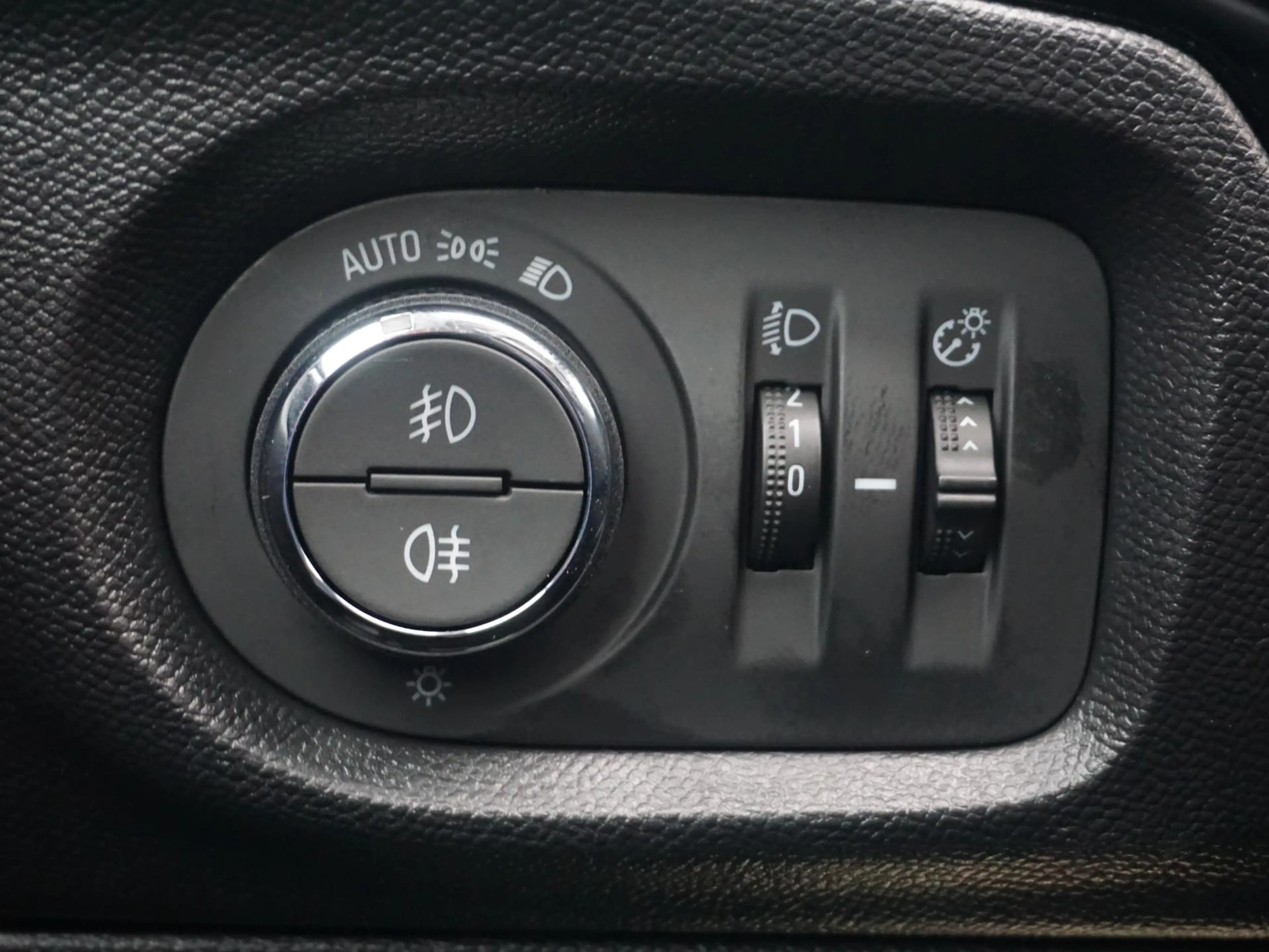 Opel Corsa-e Electric Long Range Business Edition 51 kWh Warmte — photo 15
