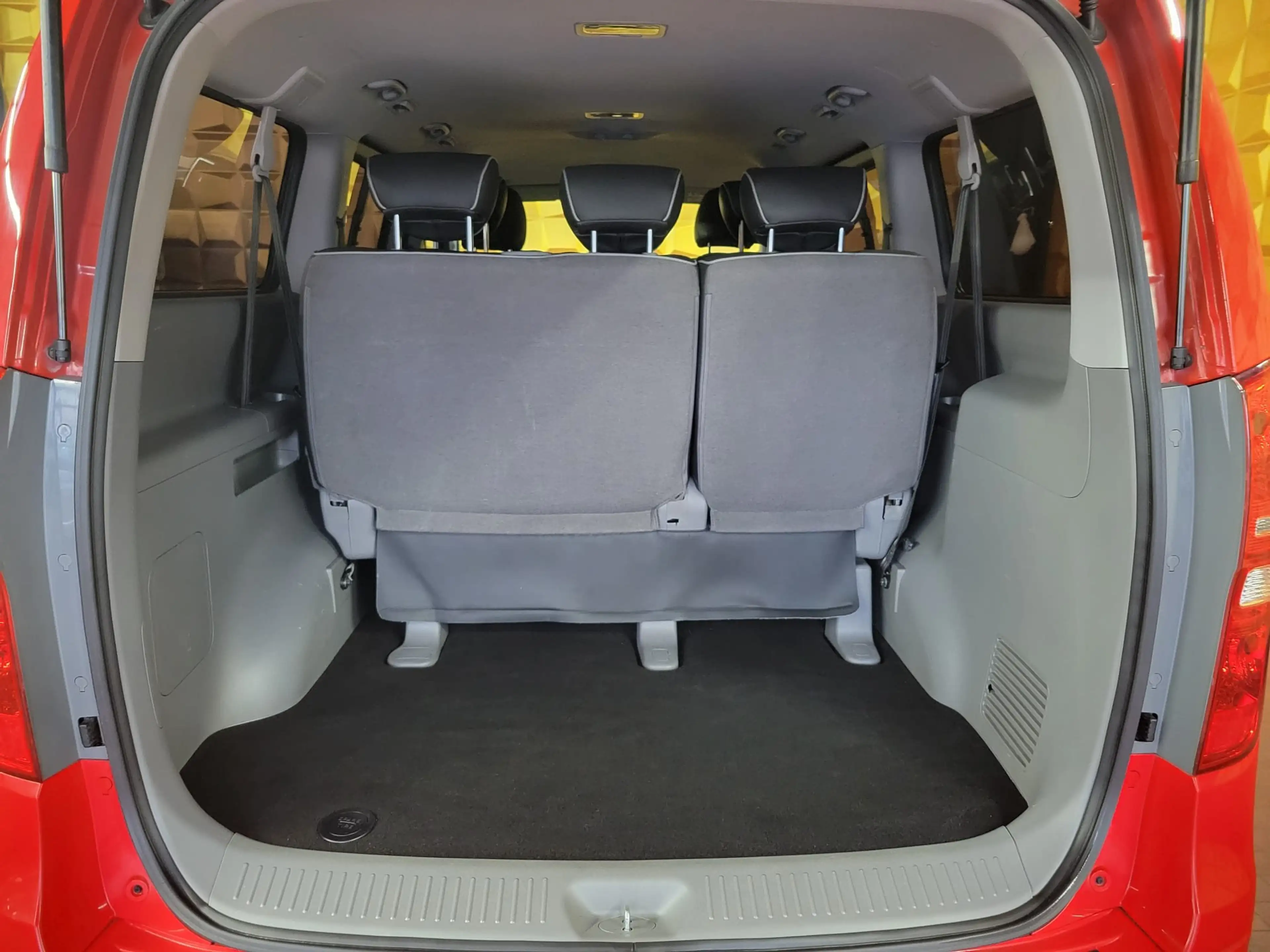 Hyundai H-1 2.5 CRDi Travel KAMERA/TEMP/AHK/NAV — photo 7