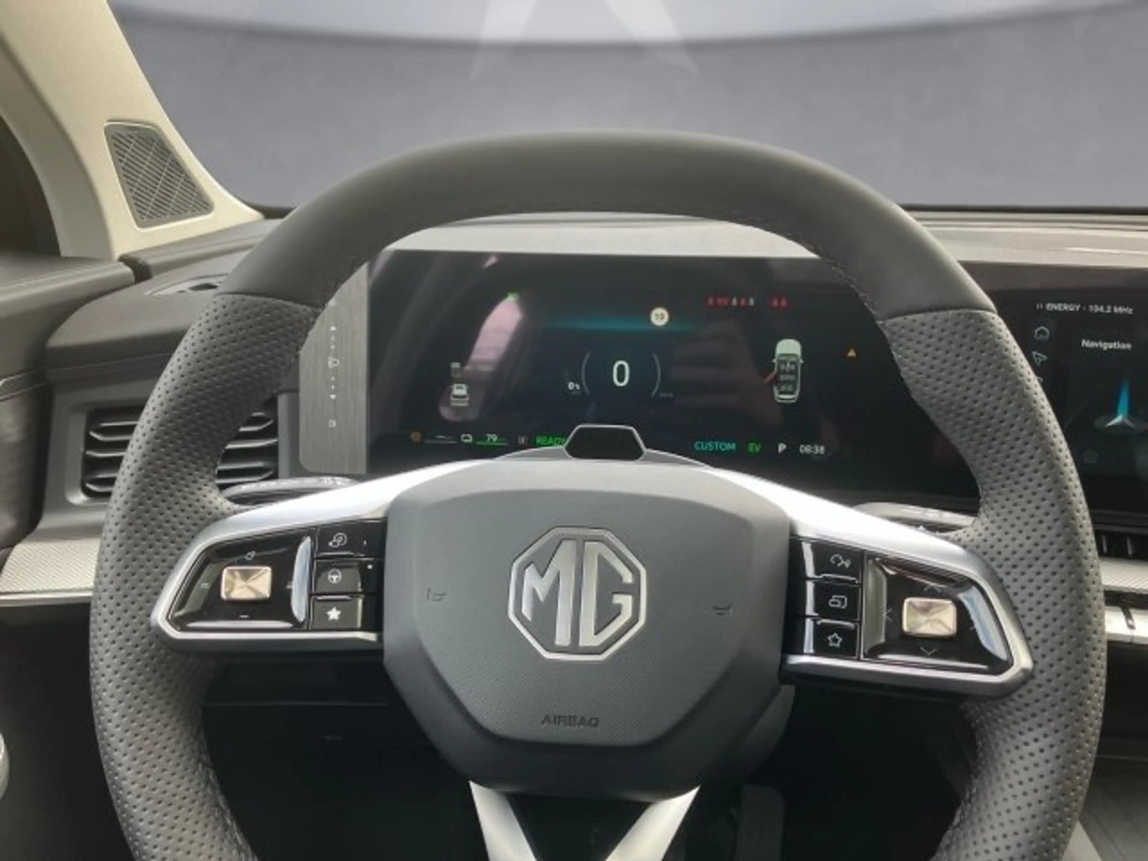 MG MGS9 PHEV Luxury MY25 — photo 10