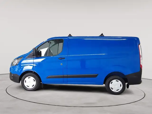 Ford Transit view 6