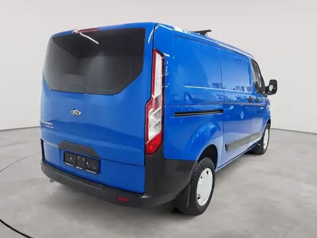Ford Transit view 4