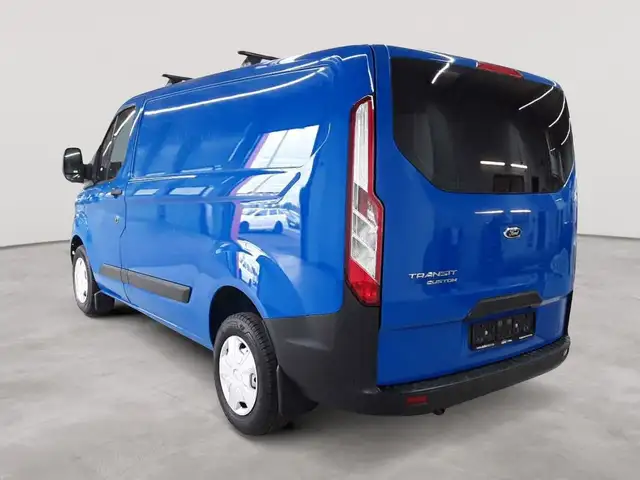 Ford Transit view 5