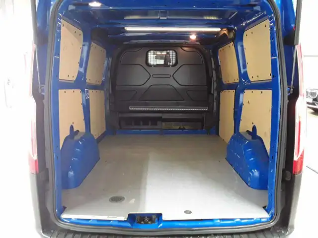 Ford Transit view 15