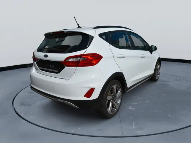 Ford Fiesta view 5