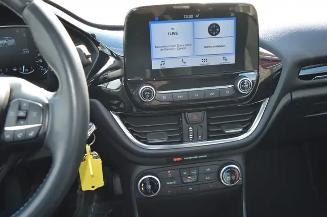 Ford Fiesta view 9