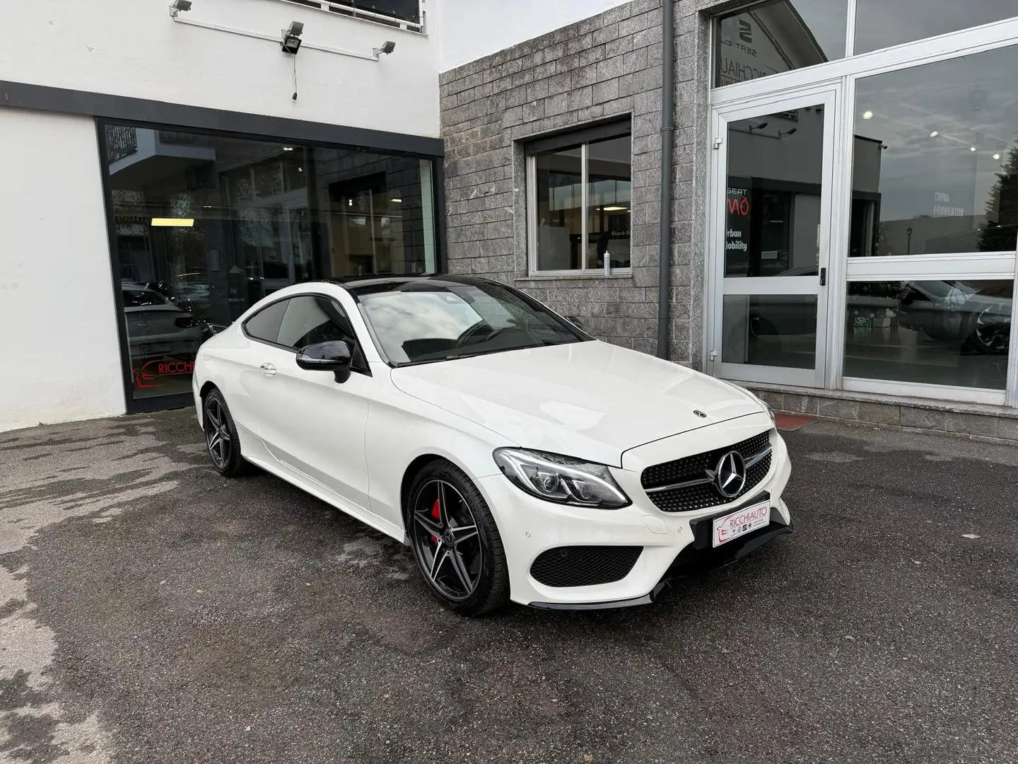 Mercedes-Benz C 250 C Coupe 250 Premium auto Bianco - 1