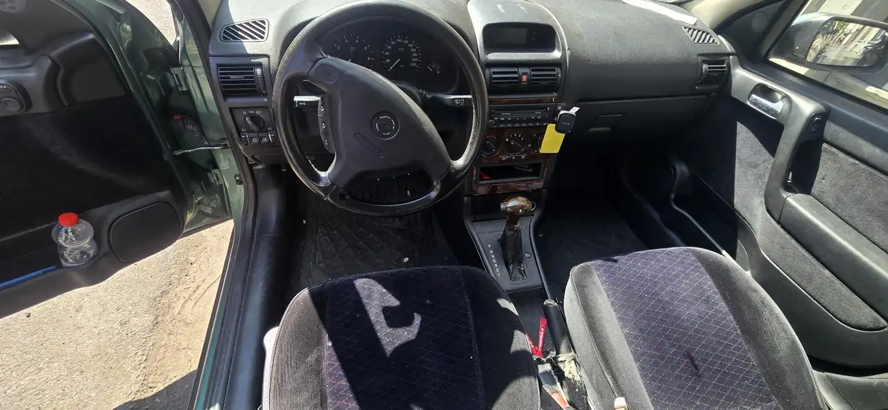 Opel Astra 1.6i XEL 16v Elegance, foto 7