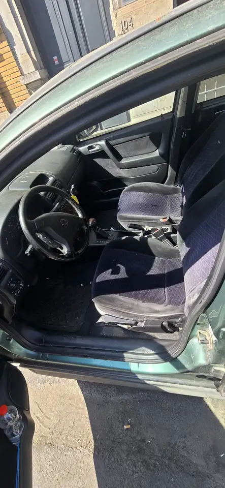 Opel Astra 1.6i XEL 16v Elegance, foto 8