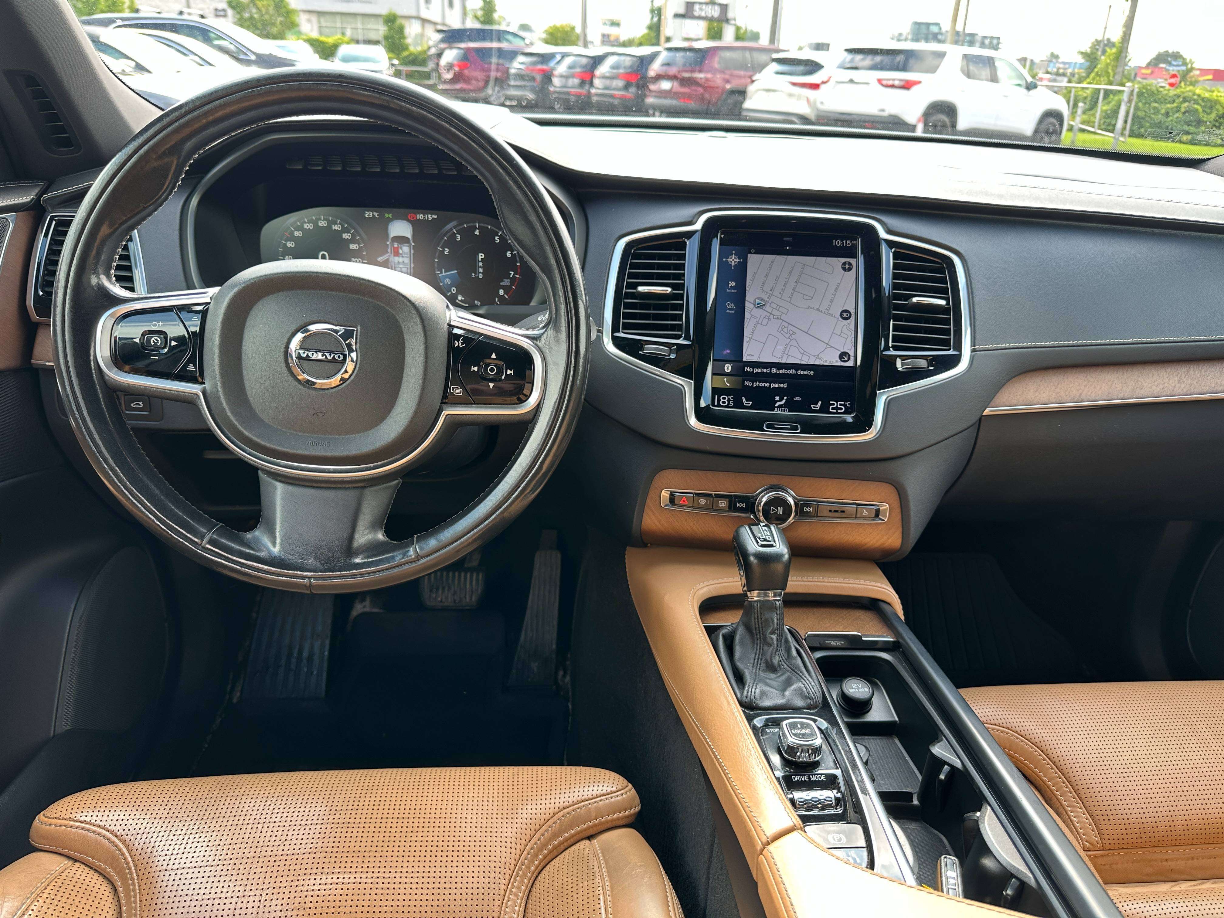2017 Volvo XC90 T6 Inscription - Image 16