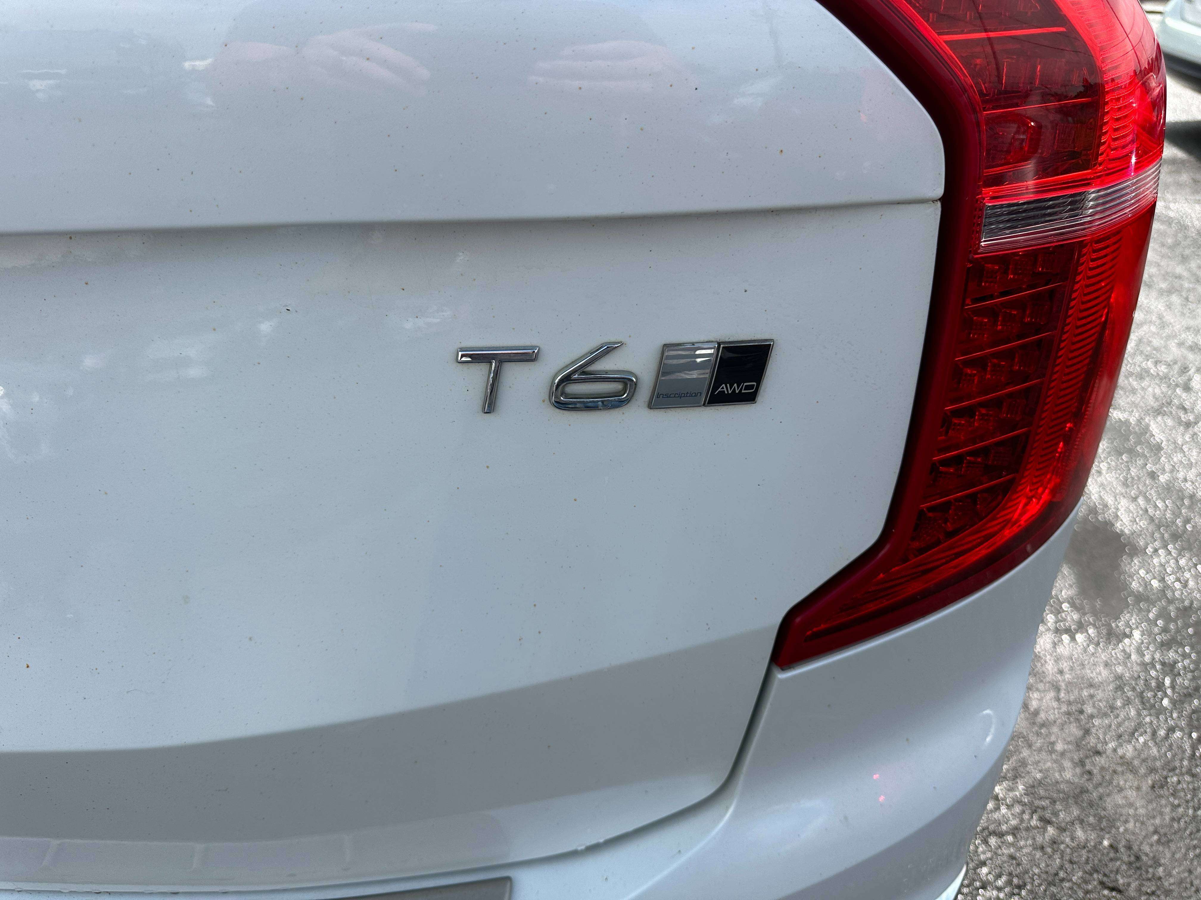 2017 Volvo XC90 T6 Inscription - Image 13