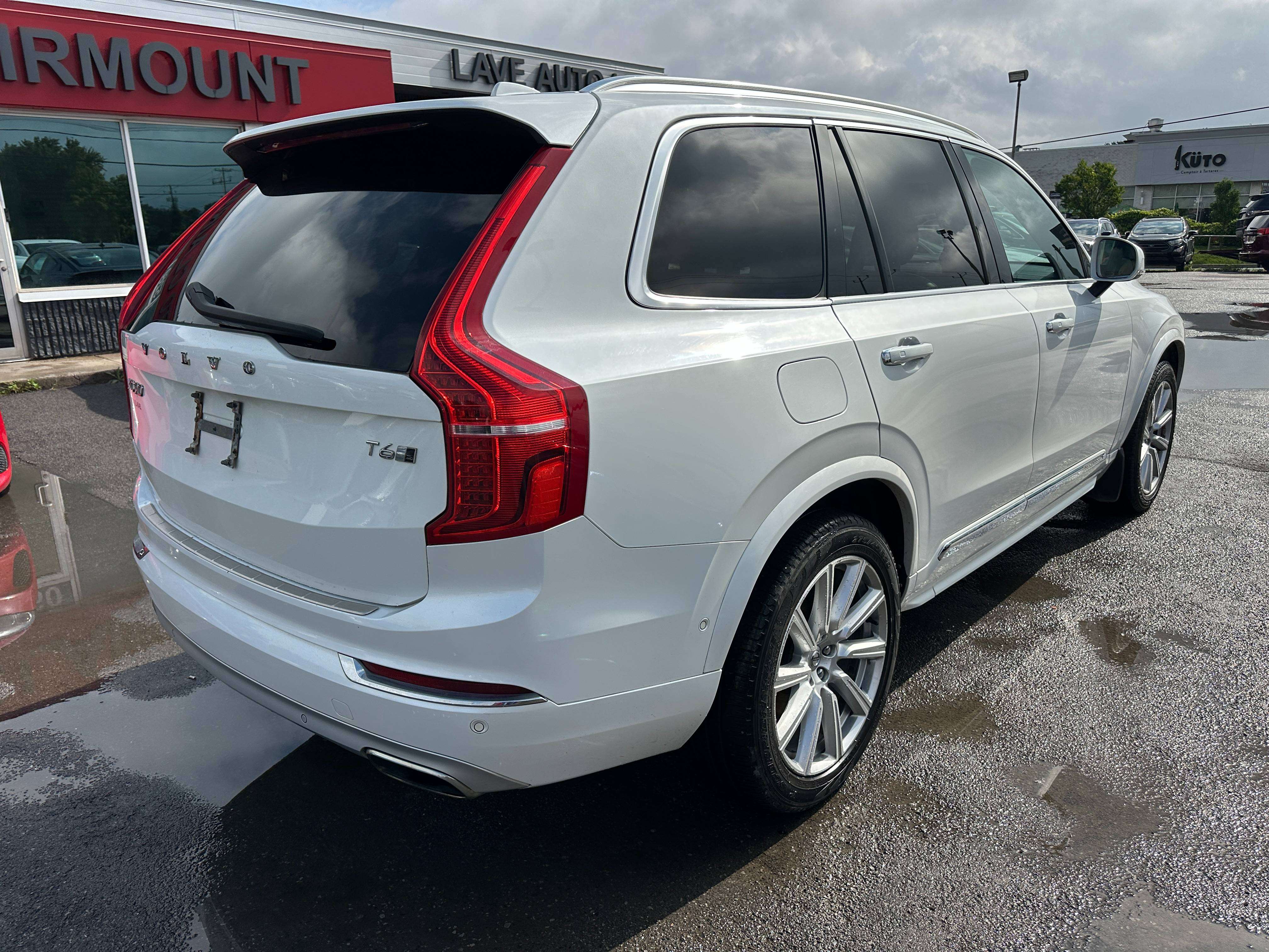 2017 Volvo XC90 T6 Inscription - Image 7