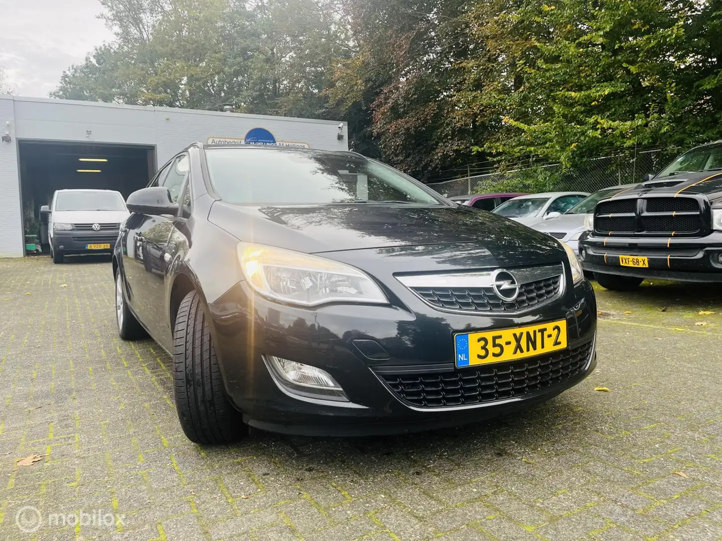 Opel Astra Sports Tourer 1.4 Turbo Edition Navi / LM / PDC Noir - 2