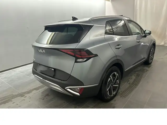 Kia Sportage view 3