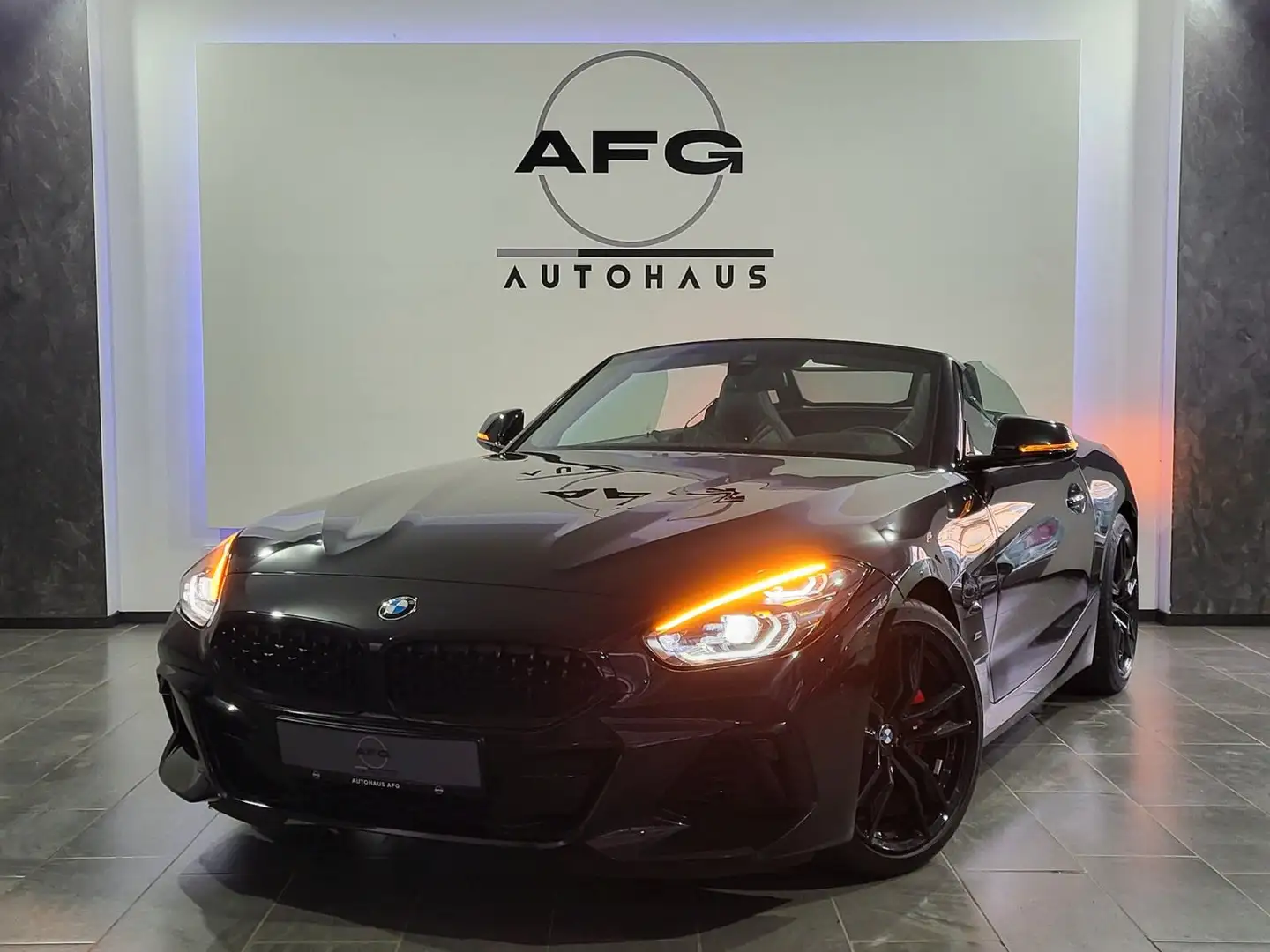 BMW Z4 Roadster M40 i Schwarz - 1