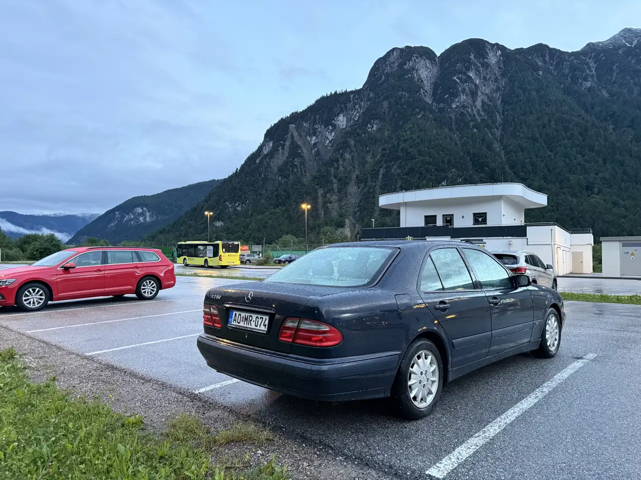 Mercedes-Benz E 280 Classic, foto 4