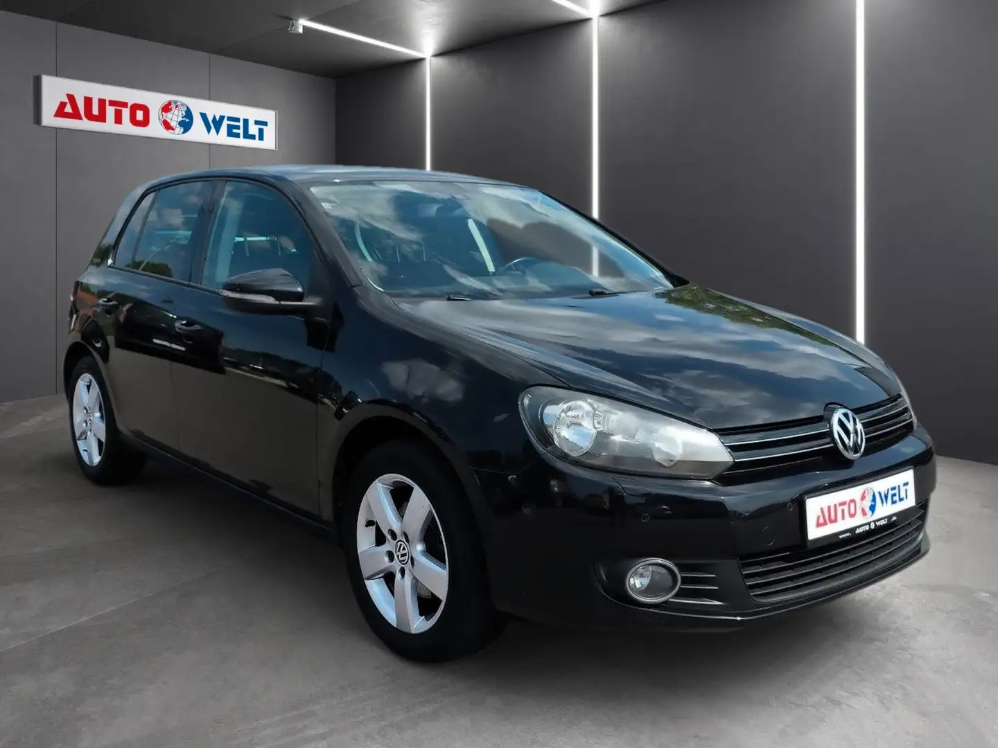 Volkswagen Golf VI 1.2 TSI Dual-Clima Navi Sitzhzg Parklenk Negro - 2
