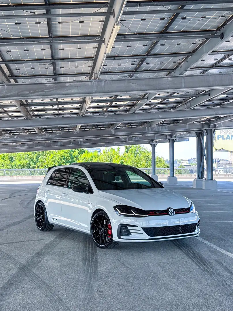 Volkswagen Golf GTI 2.0 TSI OPF DSG - 1
