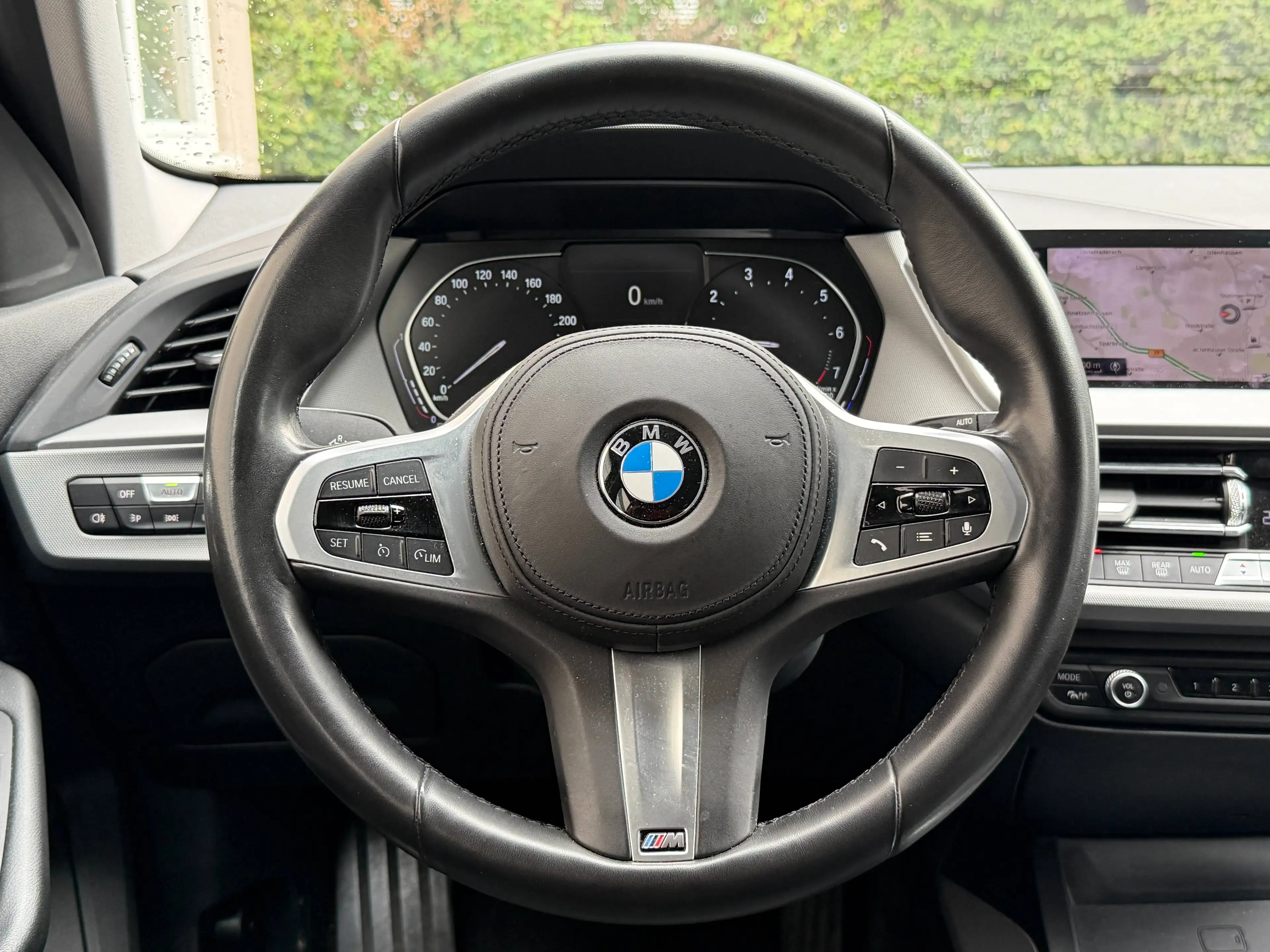 BMW 118 i Aut. Navi Kamera Einpark SitzHzg. Alu M-Lenkrad — photo 13
