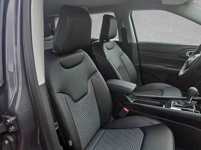 Jeep Compass view 6