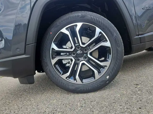 Jeep Compass view 9