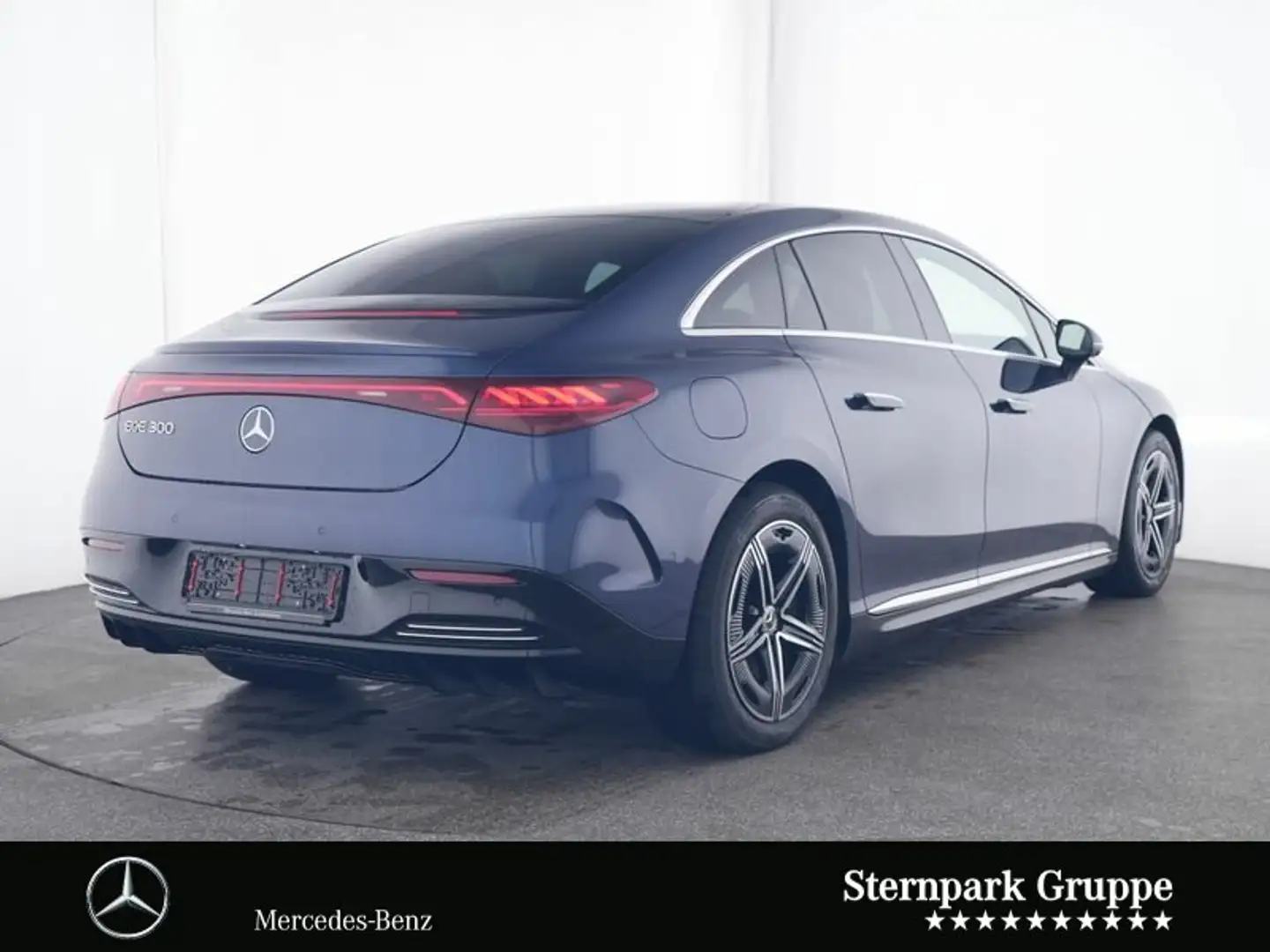 Mercedes-Benz EQE 300 EQE 300 AMG AIRMA+Pano+AHK+HAL10°+Massage+Distro Blau - 2