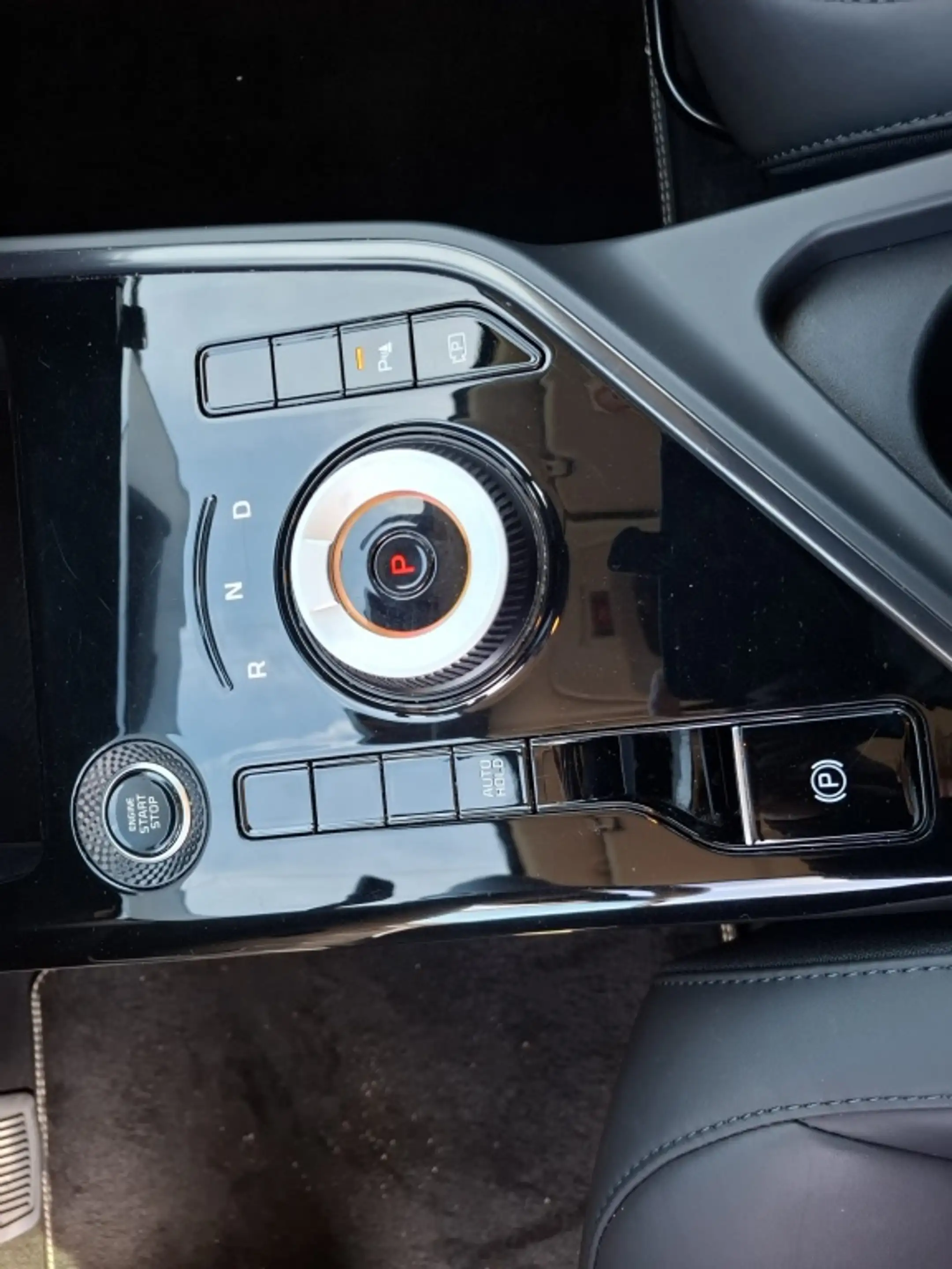 Kia Niro 1.6 HEV Dynamicline — photo 11