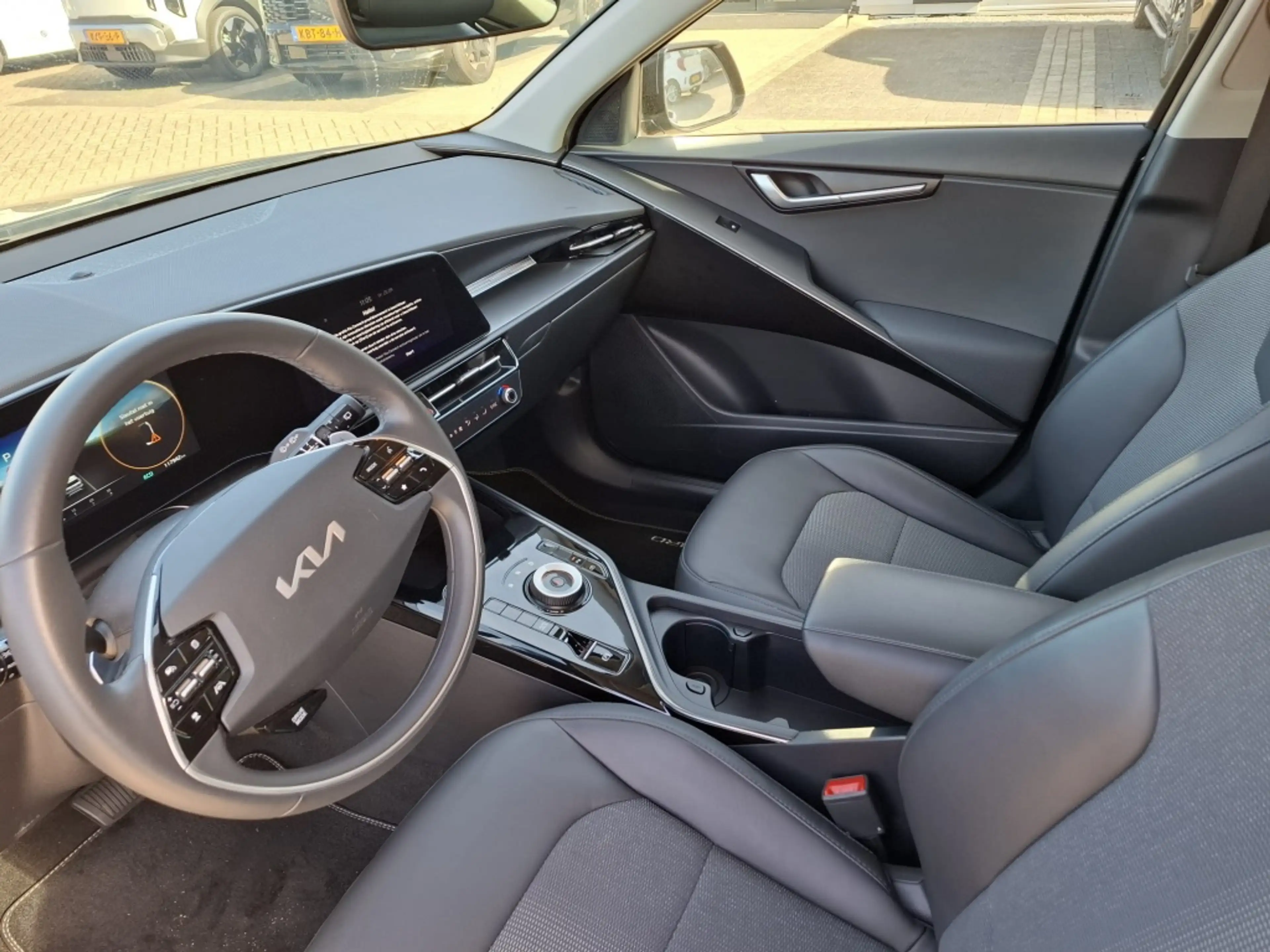 Kia Niro 1.6 HEV Dynamicline — photo 9