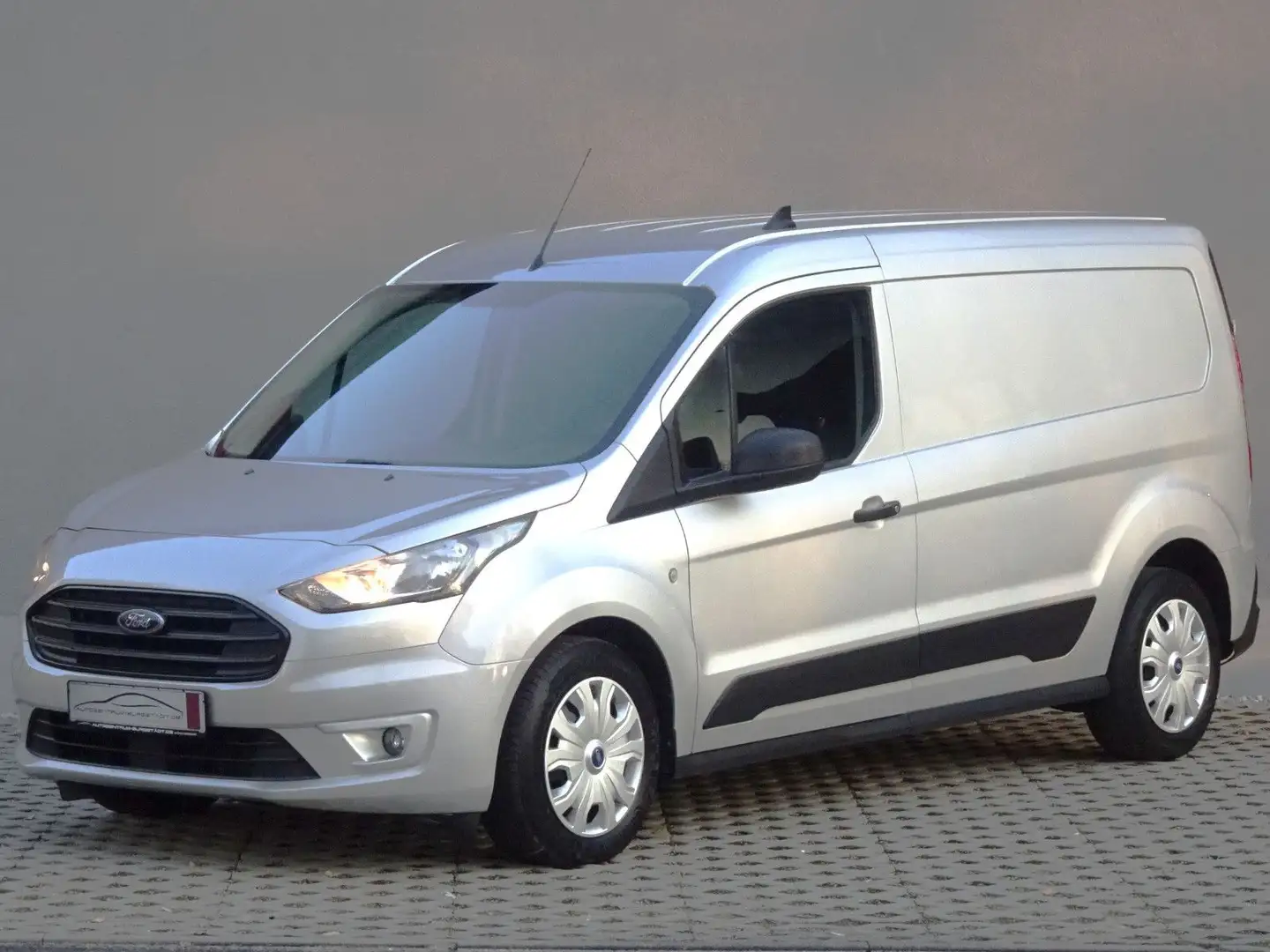 Ford Transit Connect Kasten 1,5 EcoBlue lang Trend Plateado - 1