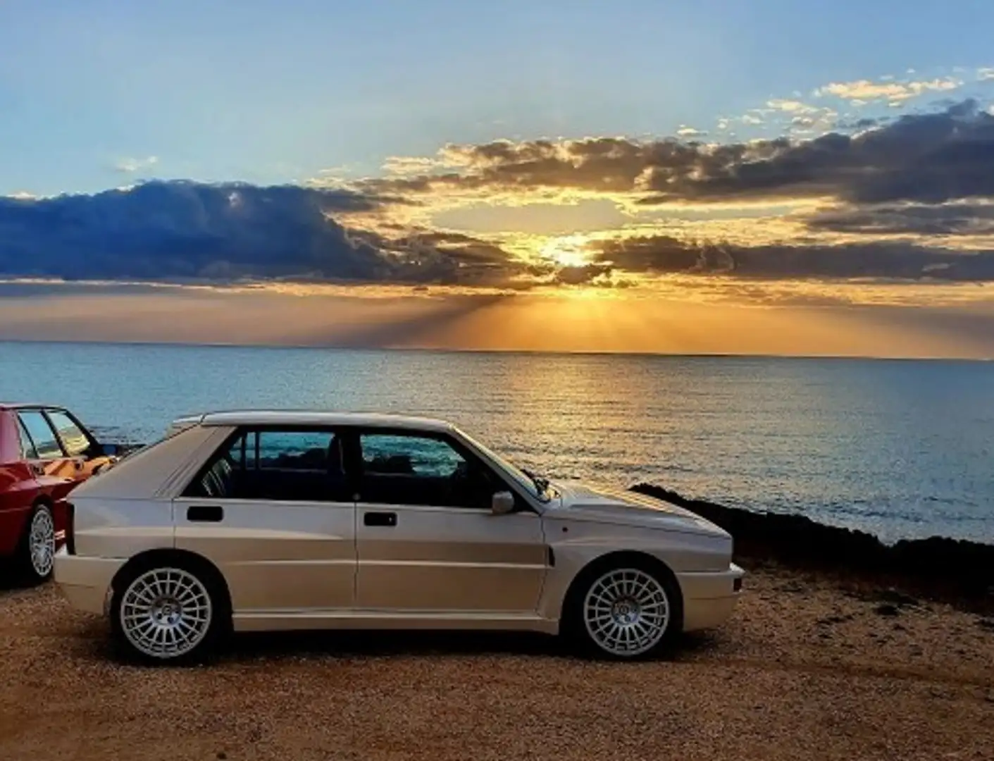 Lancia Delta 2.0 HF Integrale Serie Speciale Bianca - 1