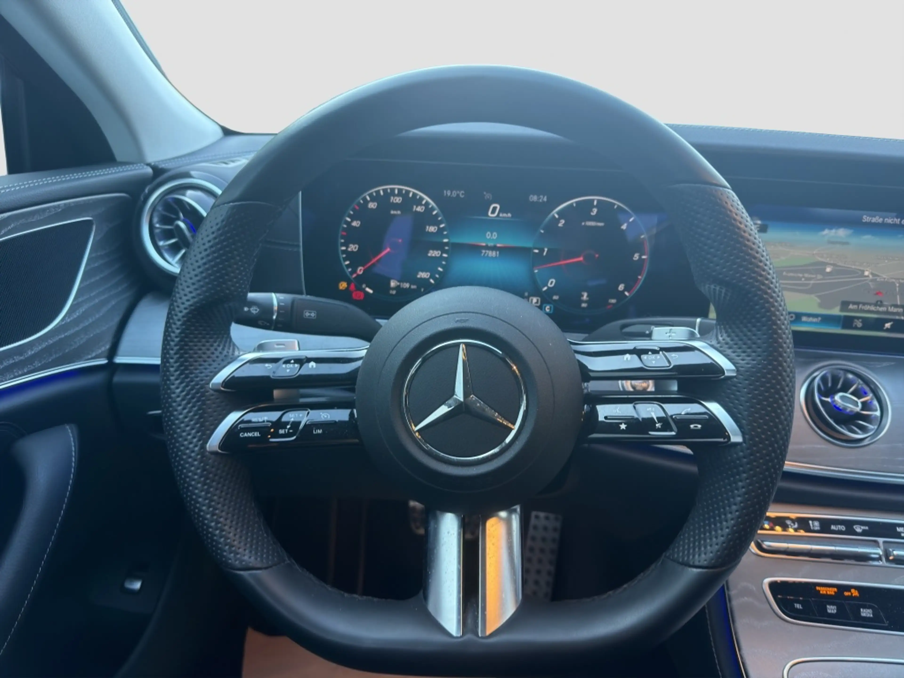 Mercedes-Benz CLS 400 d 4MATIC AMG LIne*NightPaket*MULTIBEAM — photo 8