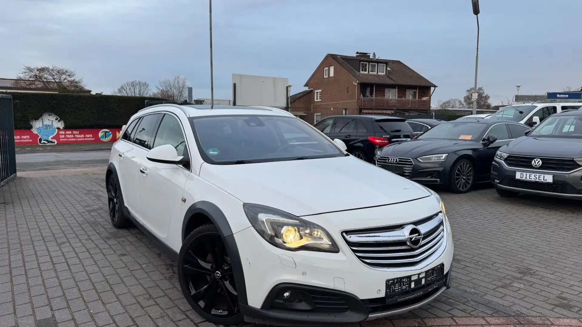 Opel Insignia 2.0 Country Tourer 4x4 | PANO | KAMERA Blanc - 1