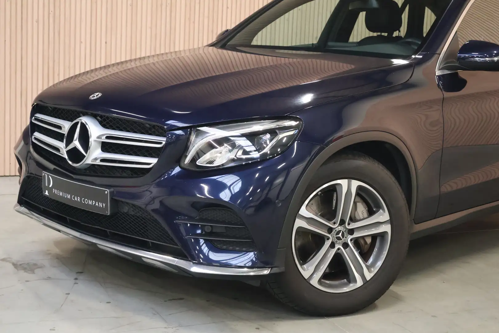Mercedes-Benz GLC 220 GLC 220 d 4Matic 9G-TRONIC AMG Line| Camera| Navi Bleu - 2