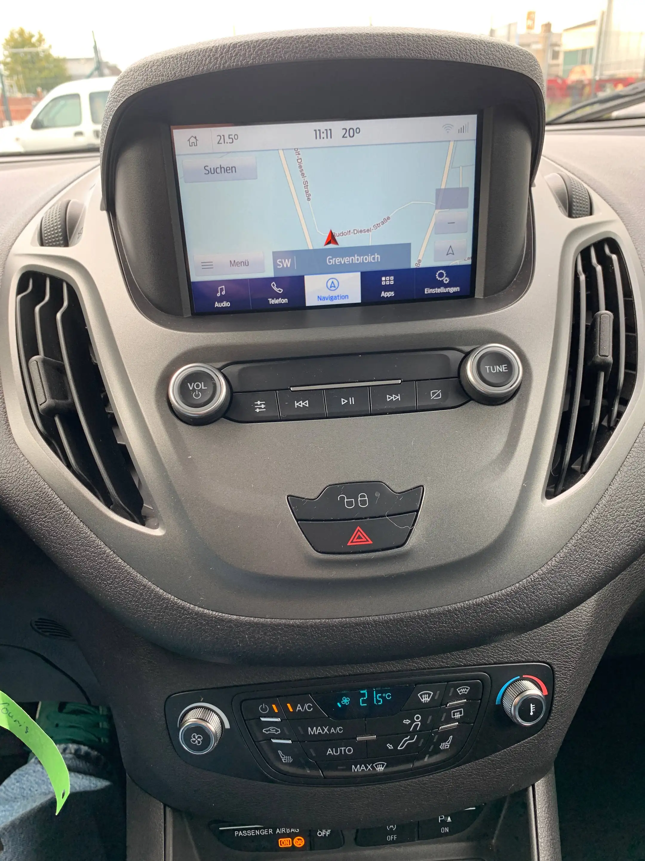 Ford Transit Courier Limited 74 KW Benziner-Navi-SHZG-Klima-PDC v+h-ALU-DAB-Telefonie-Tempomat-55 Tkm — photo 15