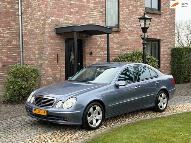 Mercedes-Benz E 500 Avantgarde Luchtvering Distronic