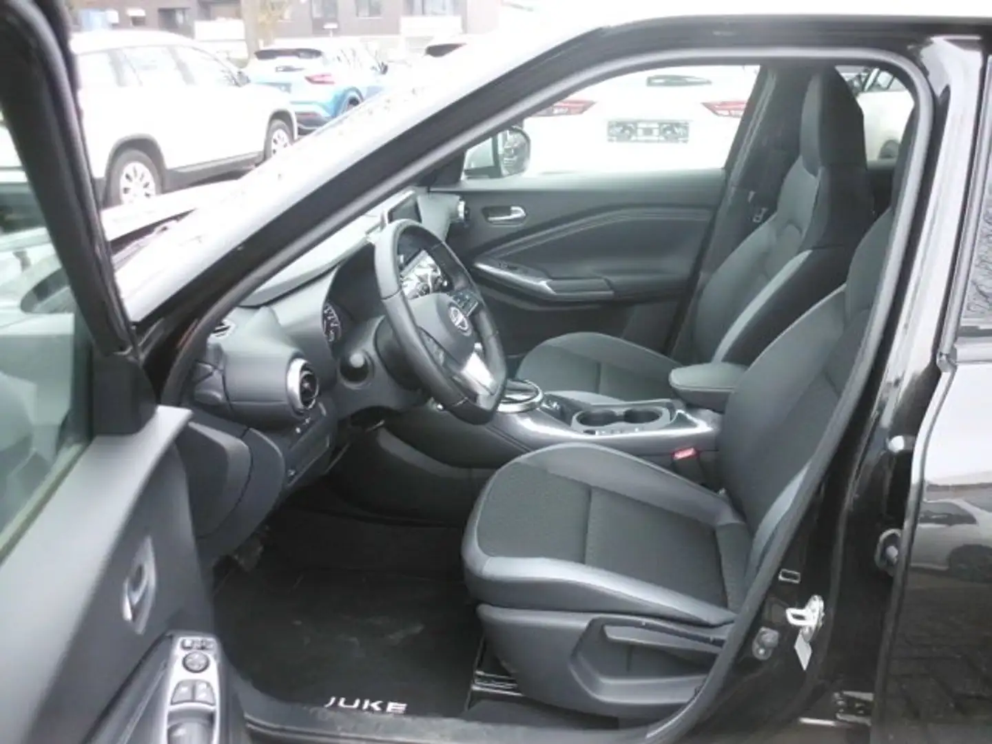 Nissan Juke 1,6 HYBRID 143 PS N-CONNECTA NC Tech Winter 2 Farb Negro - 2