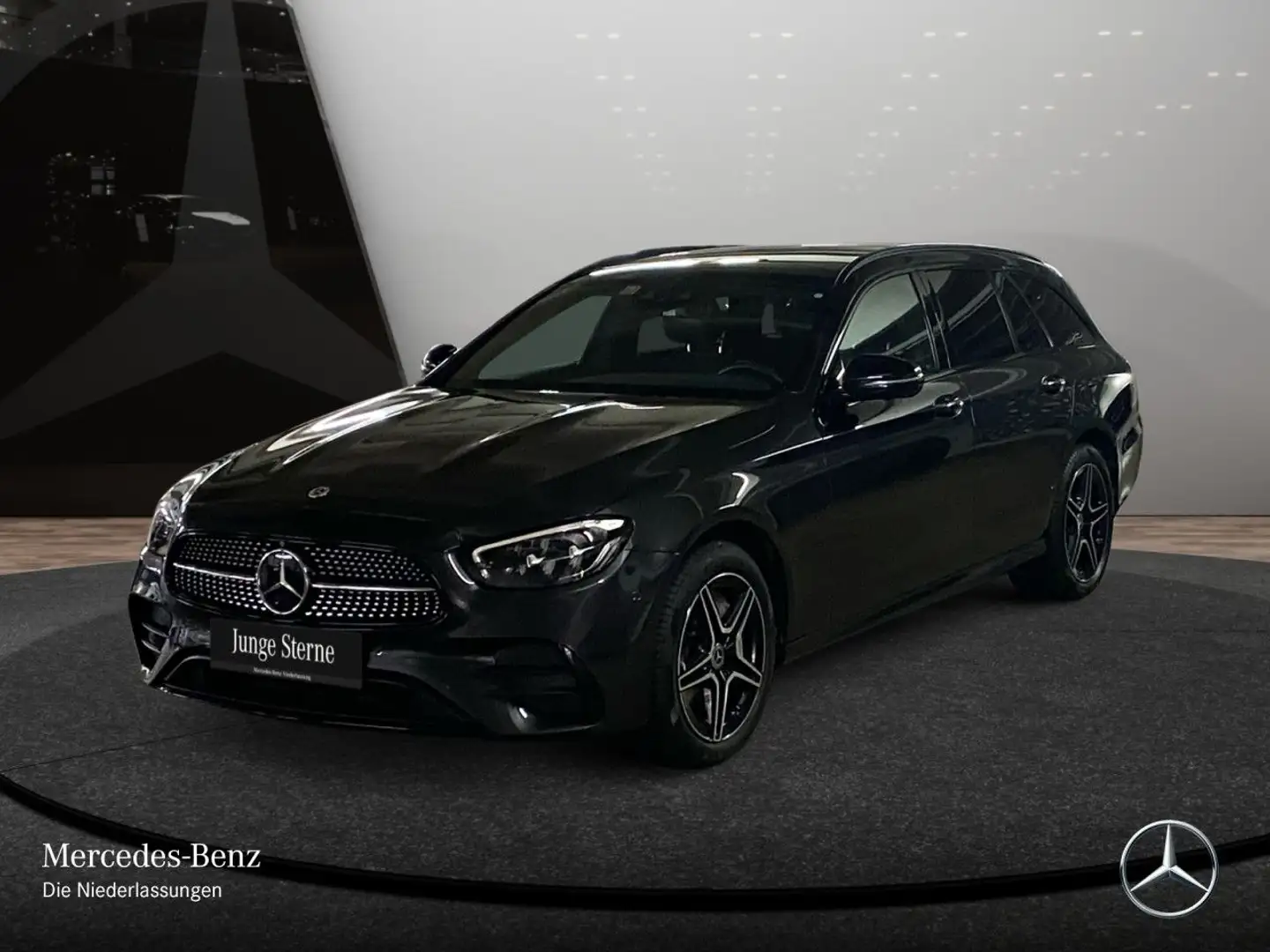 Mercedes-Benz E 300 de T 4M AMG+NIGHT+PANO+360+AHK+LED+FAHRASS Grau - 2