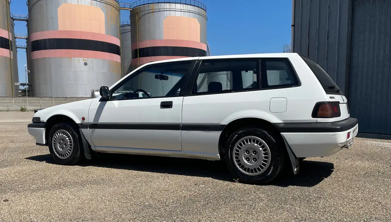 Honda Accord Aerodeck 2.0i EX, foto 2