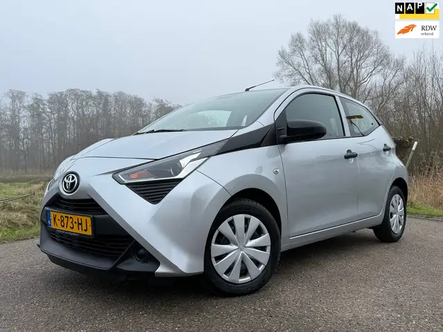 Toyota Aygo 1.0 VVT-i x-fun 1e Eigenaar Airco BT/USB/AUX Cruis