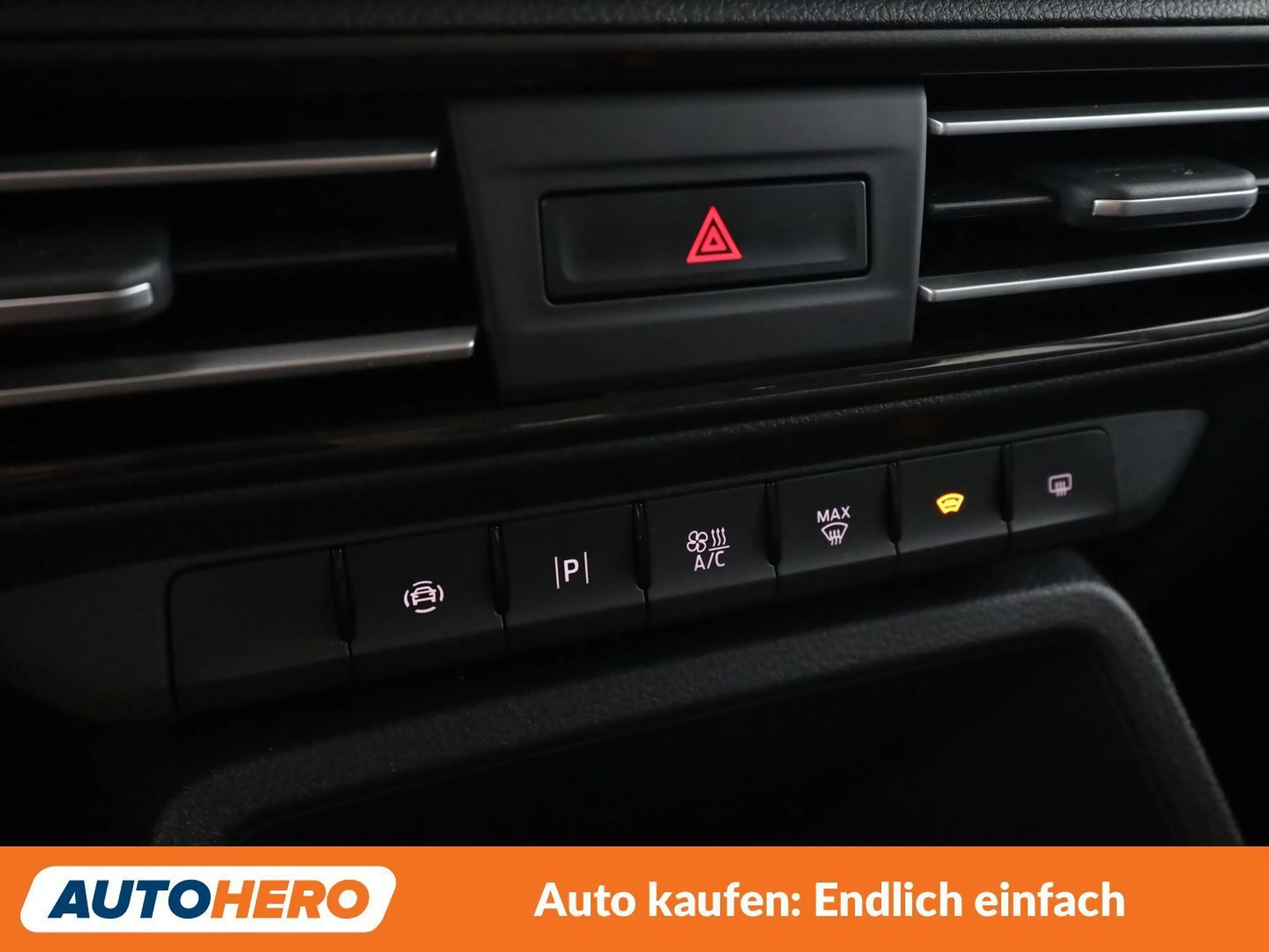 Ford Grand Tourneo 2.0 TDCi EcoBlue Active — photo 25