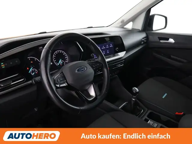 Ford Grand Tourneo Connect view 11