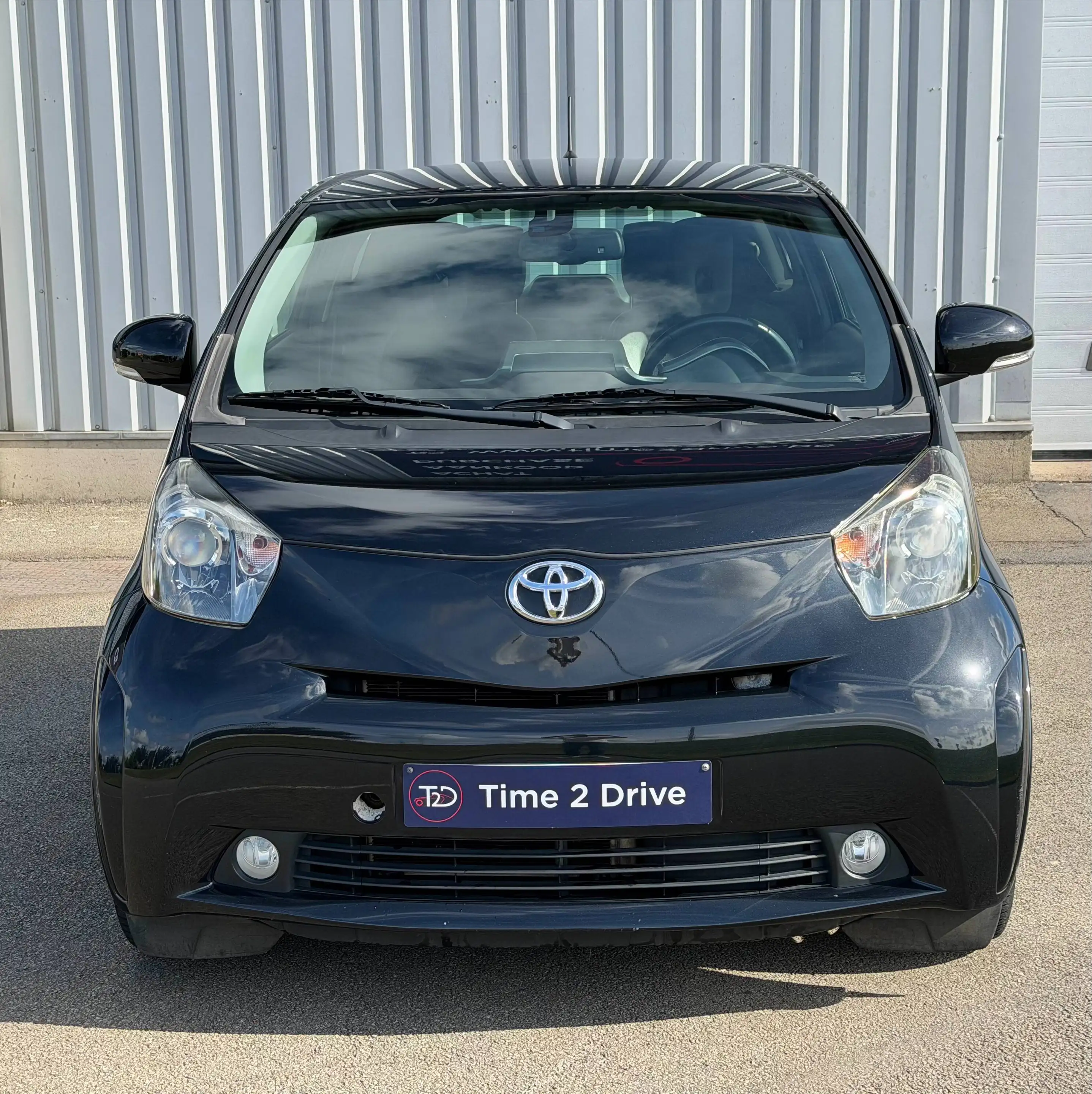Toyota iQ 1.0i VVT-i Sol - Only 76.000 Km from new — photo 8